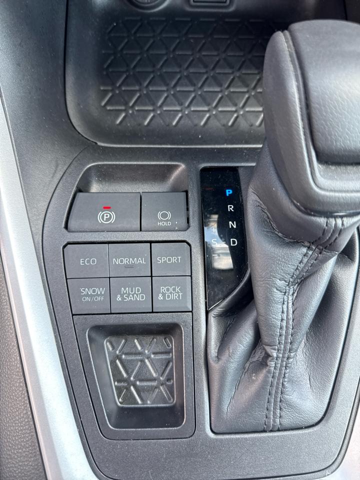 Toyota RAV4 XLE AWD (Natl) 2023