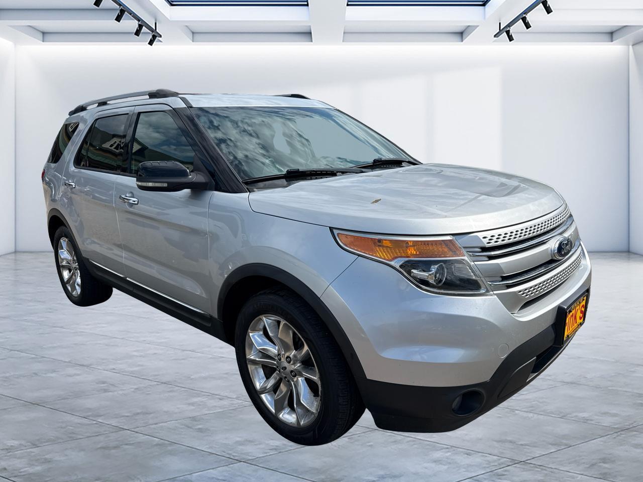 2013 Ford Explorer FWD 4dr XLT