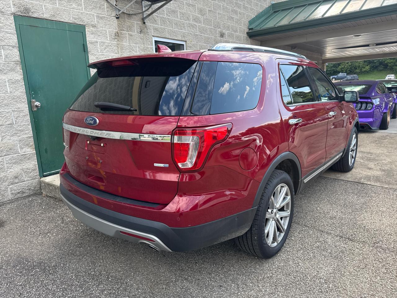 Ford Explorer Limited 4WD 2017