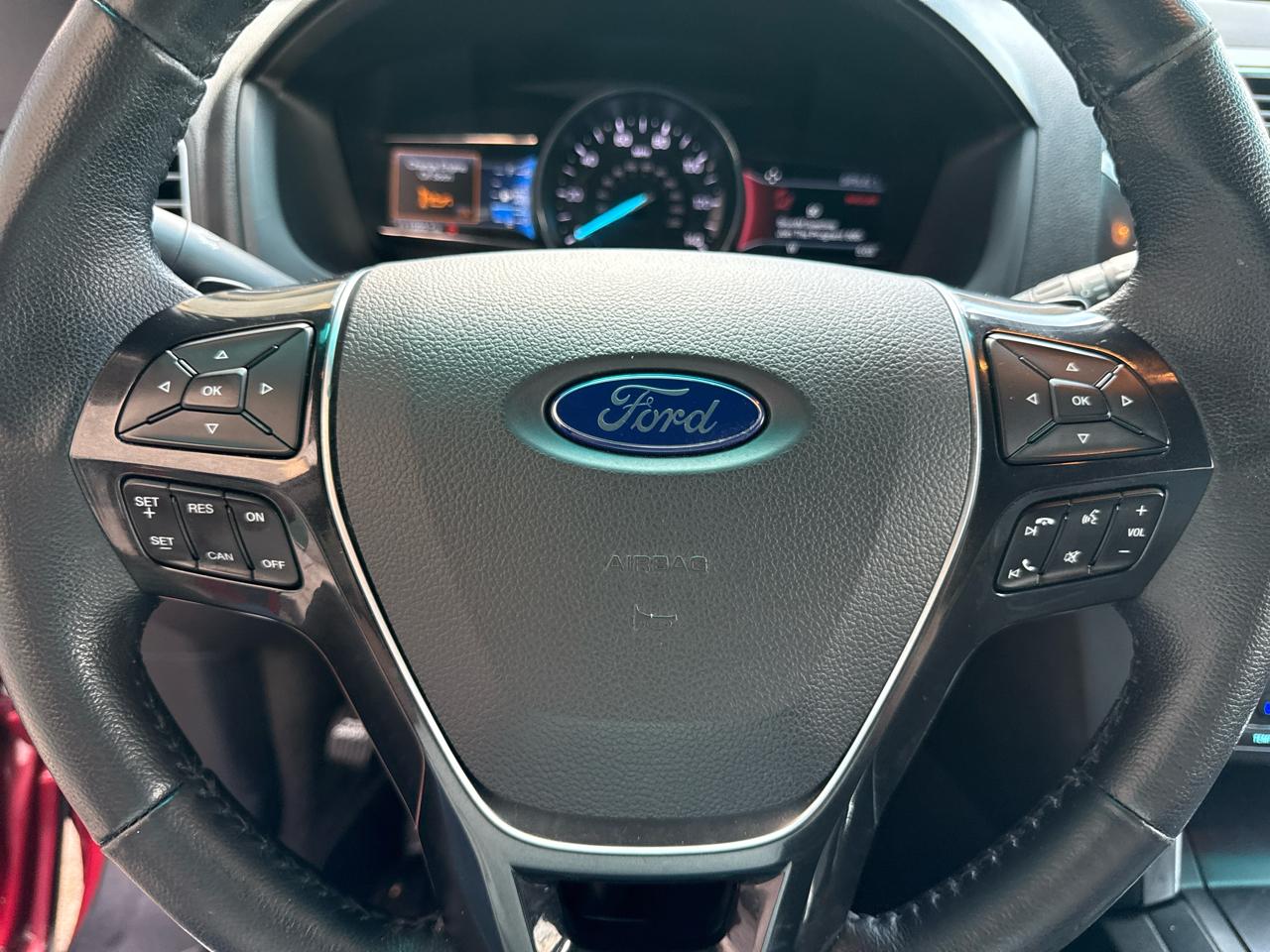 Ford Explorer Limited 4WD 2017