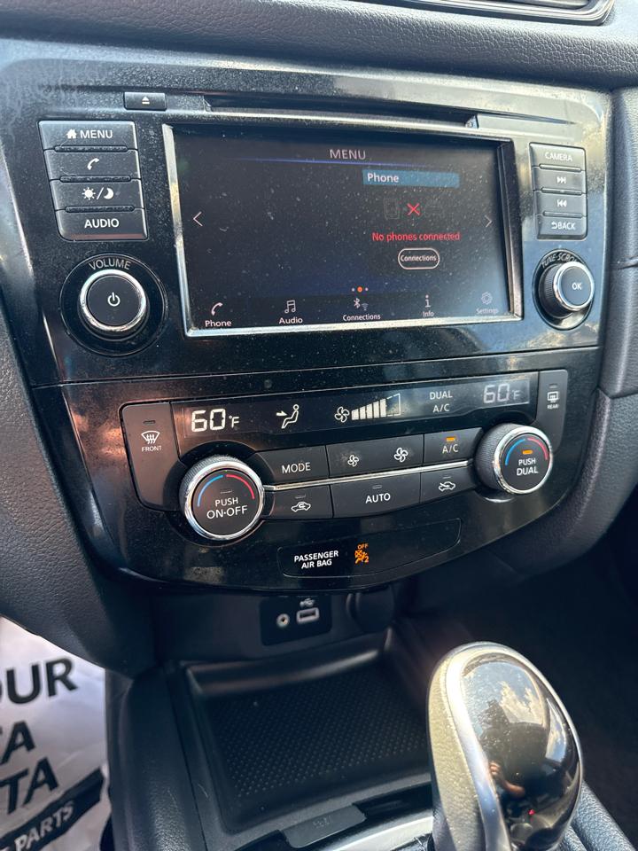 Nissan Rogue AWD SV 2020