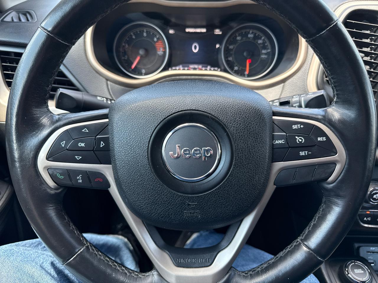 Jeep Cherokee 4WD 4dr Limited 2016