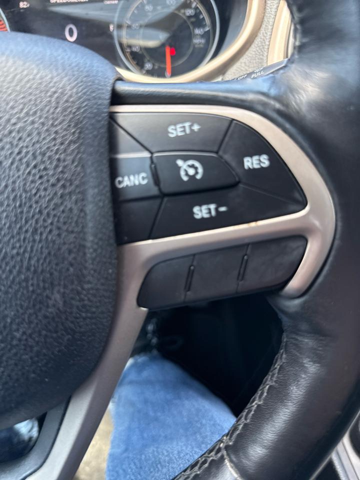 Jeep Cherokee 4WD 4dr Limited 2016