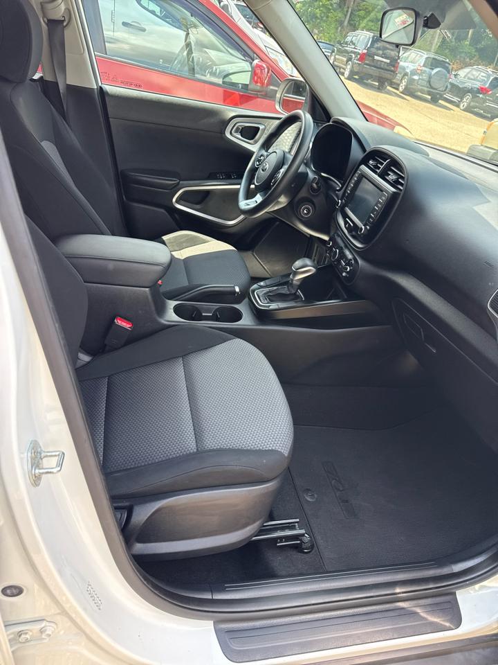 Kia Soul LX IVT 2020