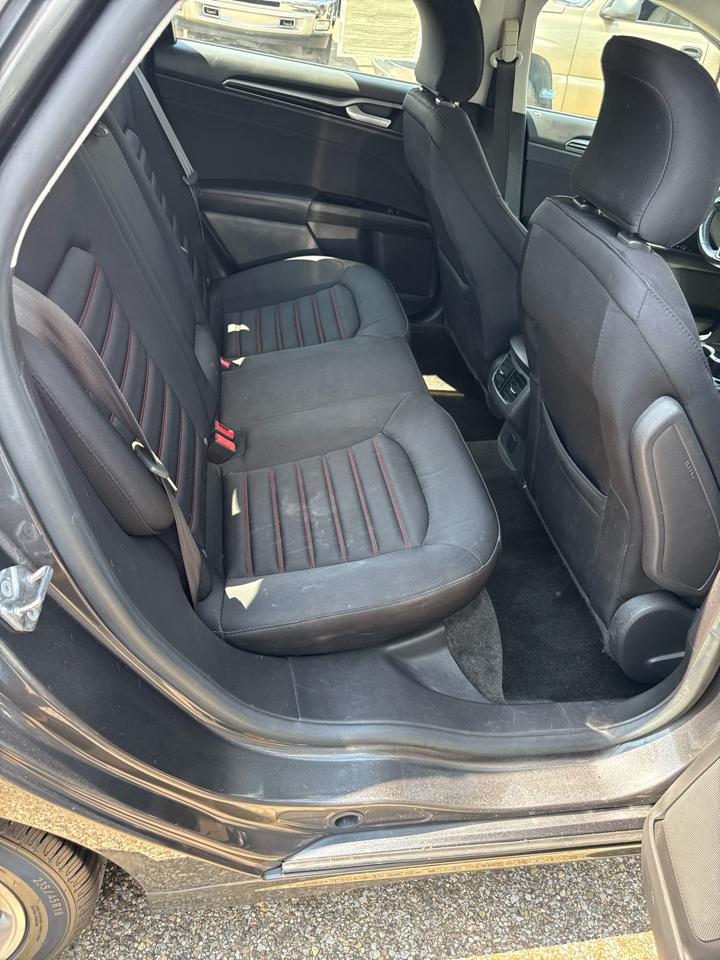Ford Fusion 4dr Sdn SE FWD 2015