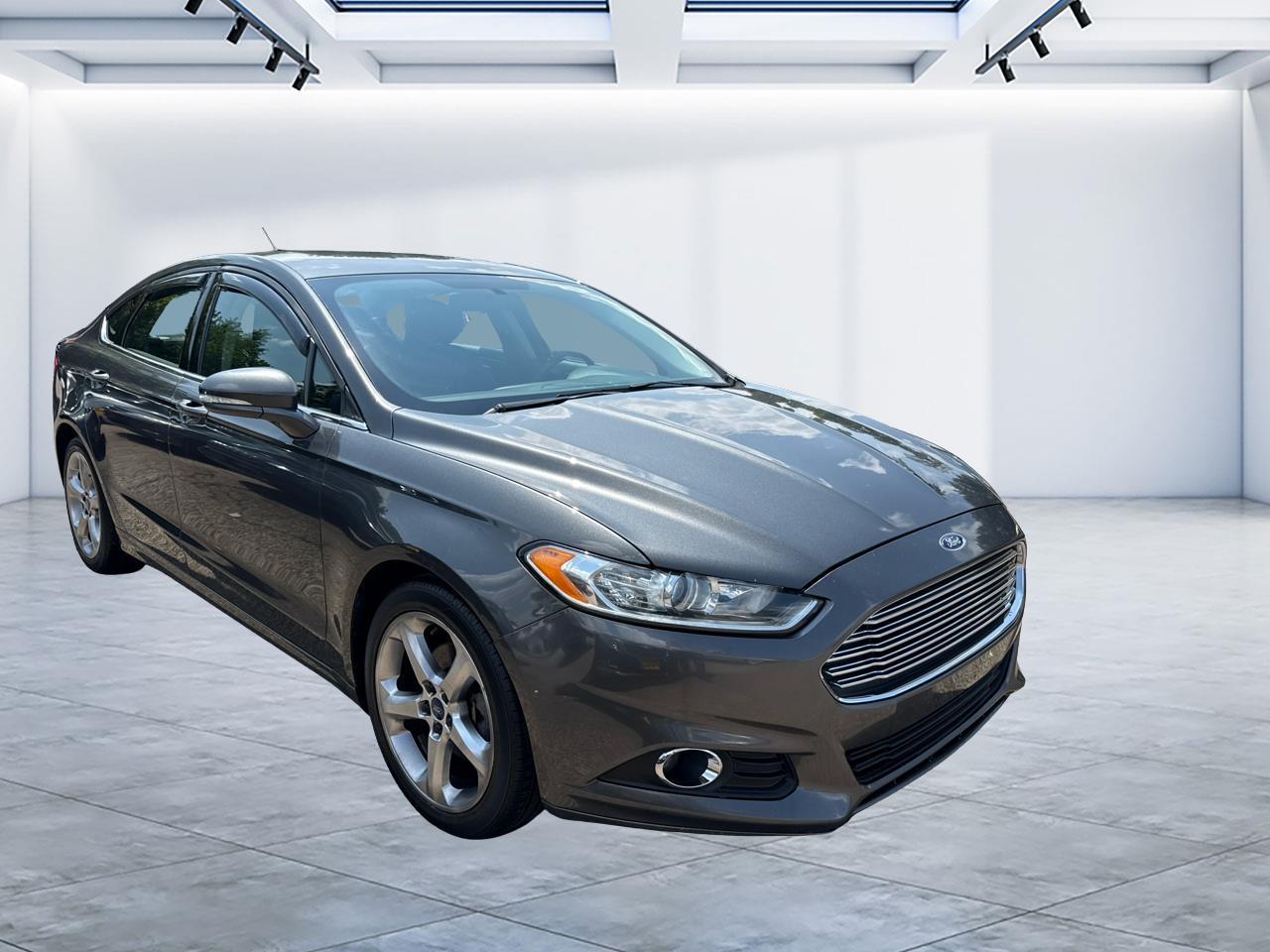 2015 Ford Fusion 4dr Sdn SE FWD