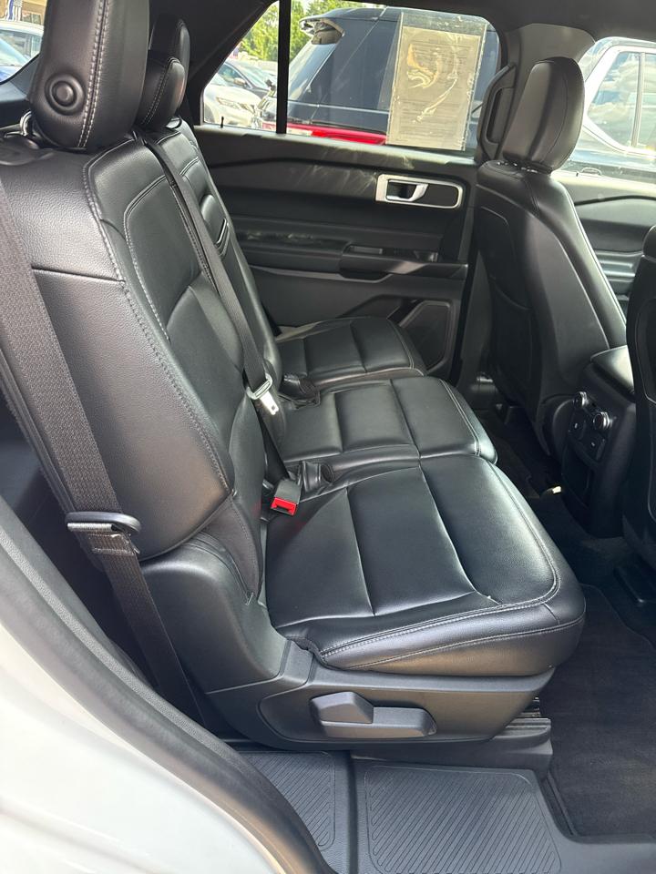 Ford Explorer XLT 4WD 2020