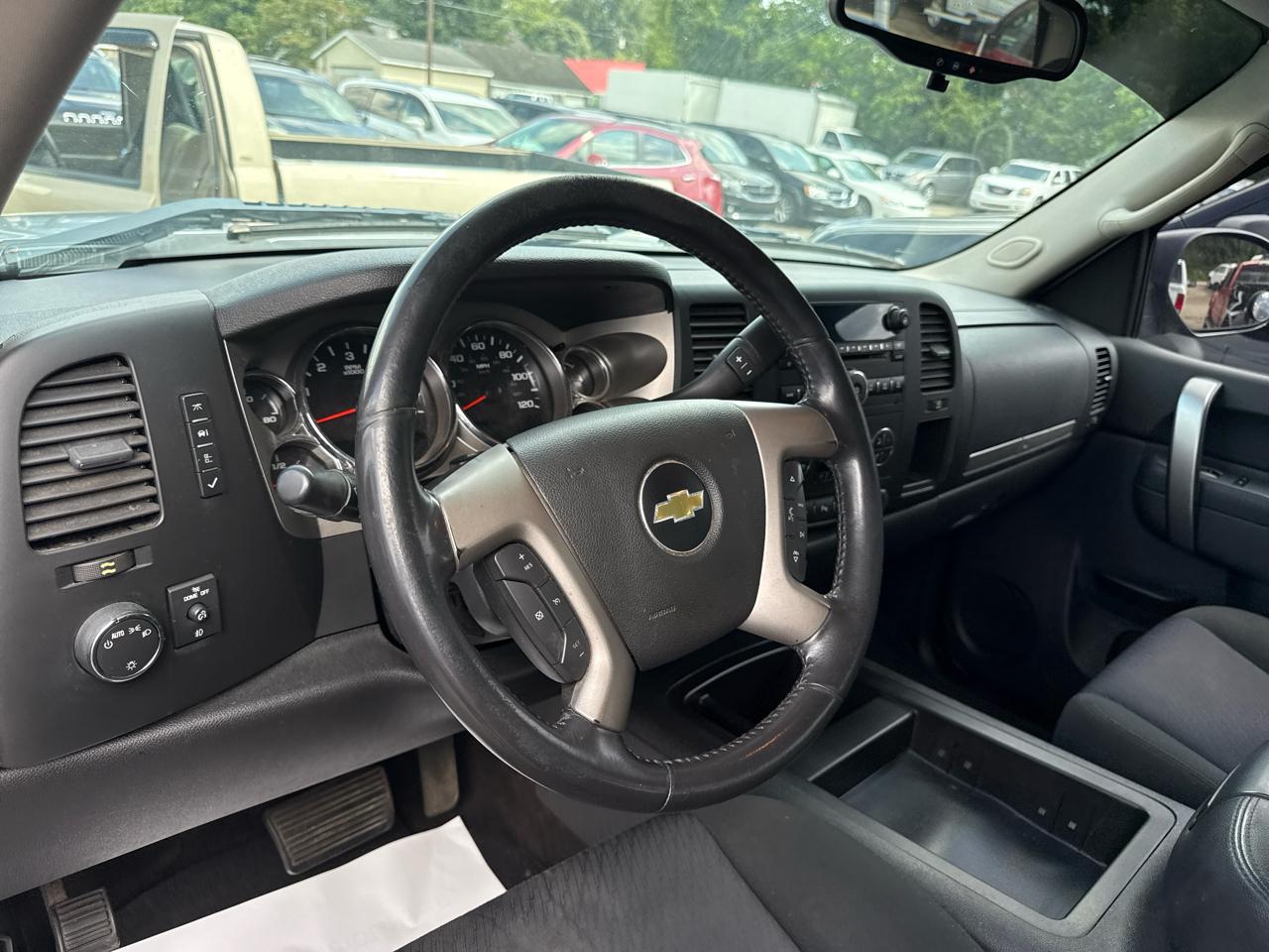 Chevrolet Silverado 1500 4WD Crew Cab 143.5" LT 2012
