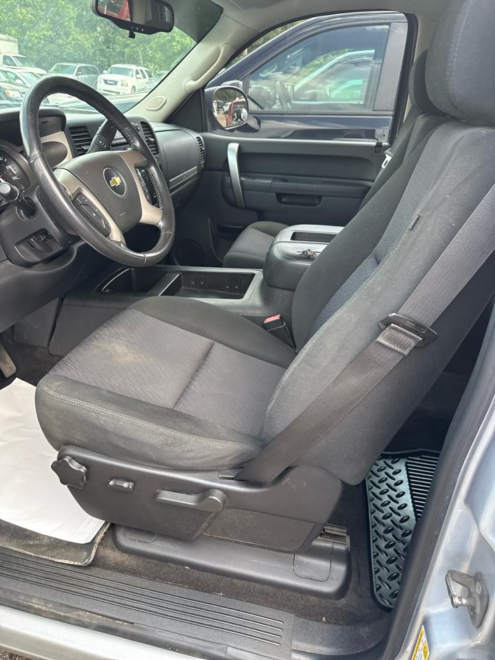 Chevrolet Silverado 1500 4WD Crew Cab 143.5" LT 2012