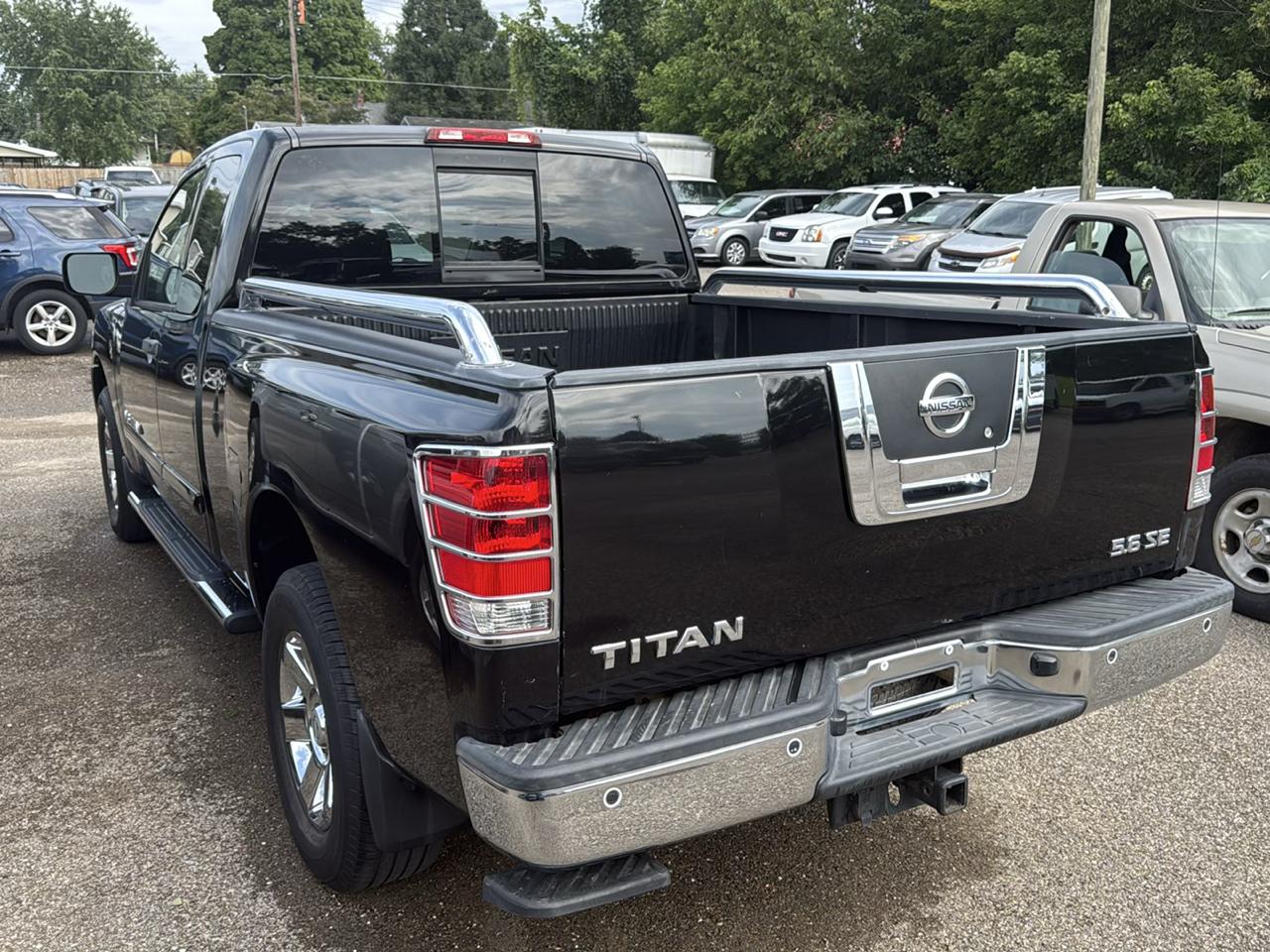 Nissan Titan 4WD King Cab SWB SE 2010