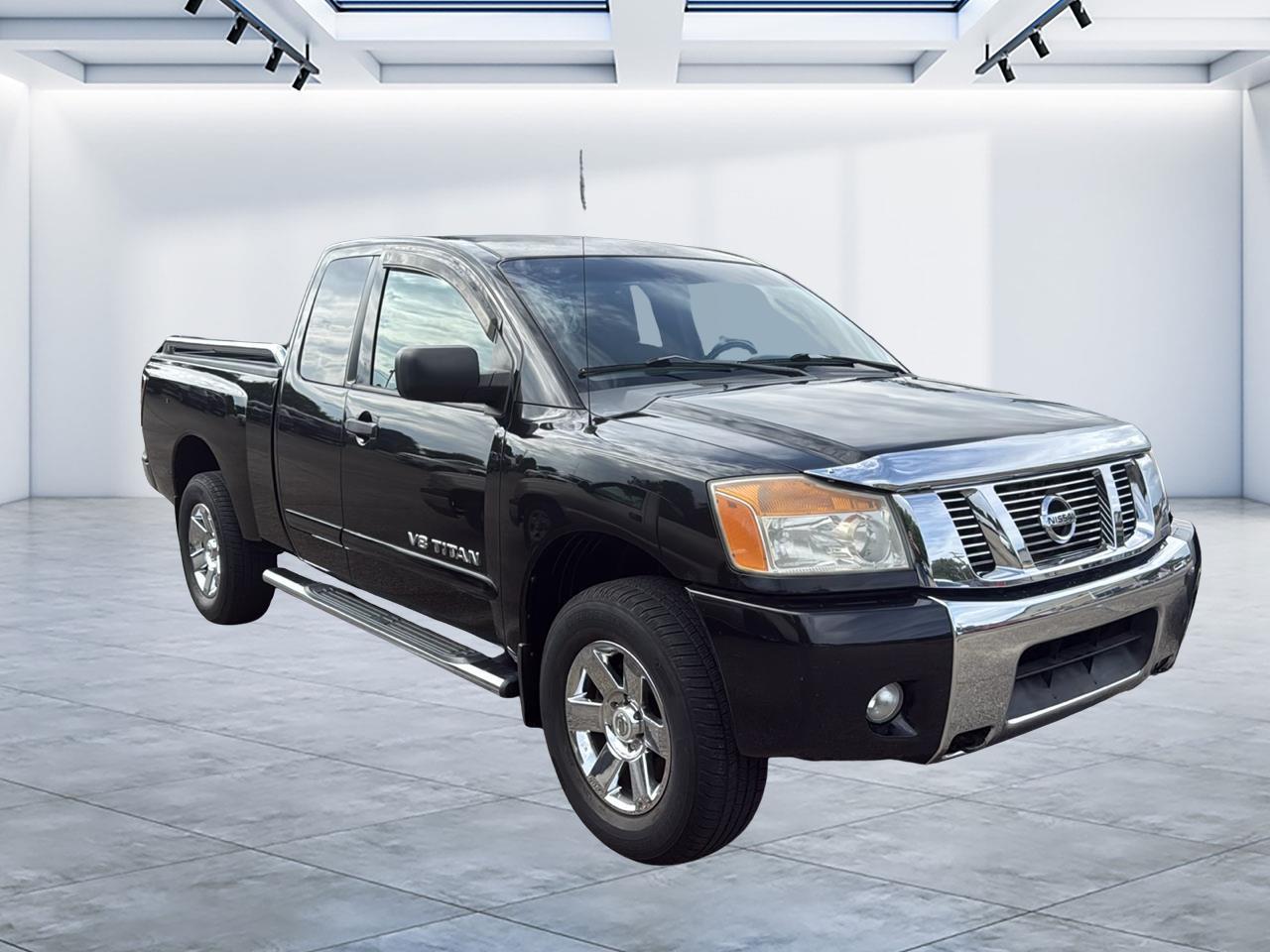 2010 Nissan Titan 4WD King Cab SWB SE