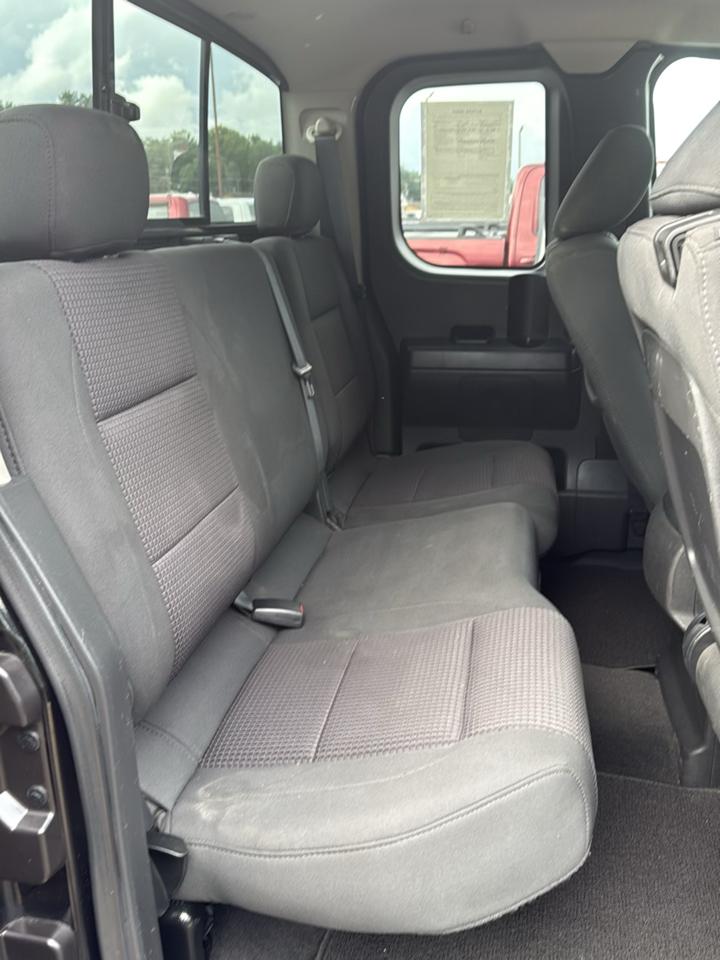 Nissan Titan 4WD King Cab SWB SE 2010