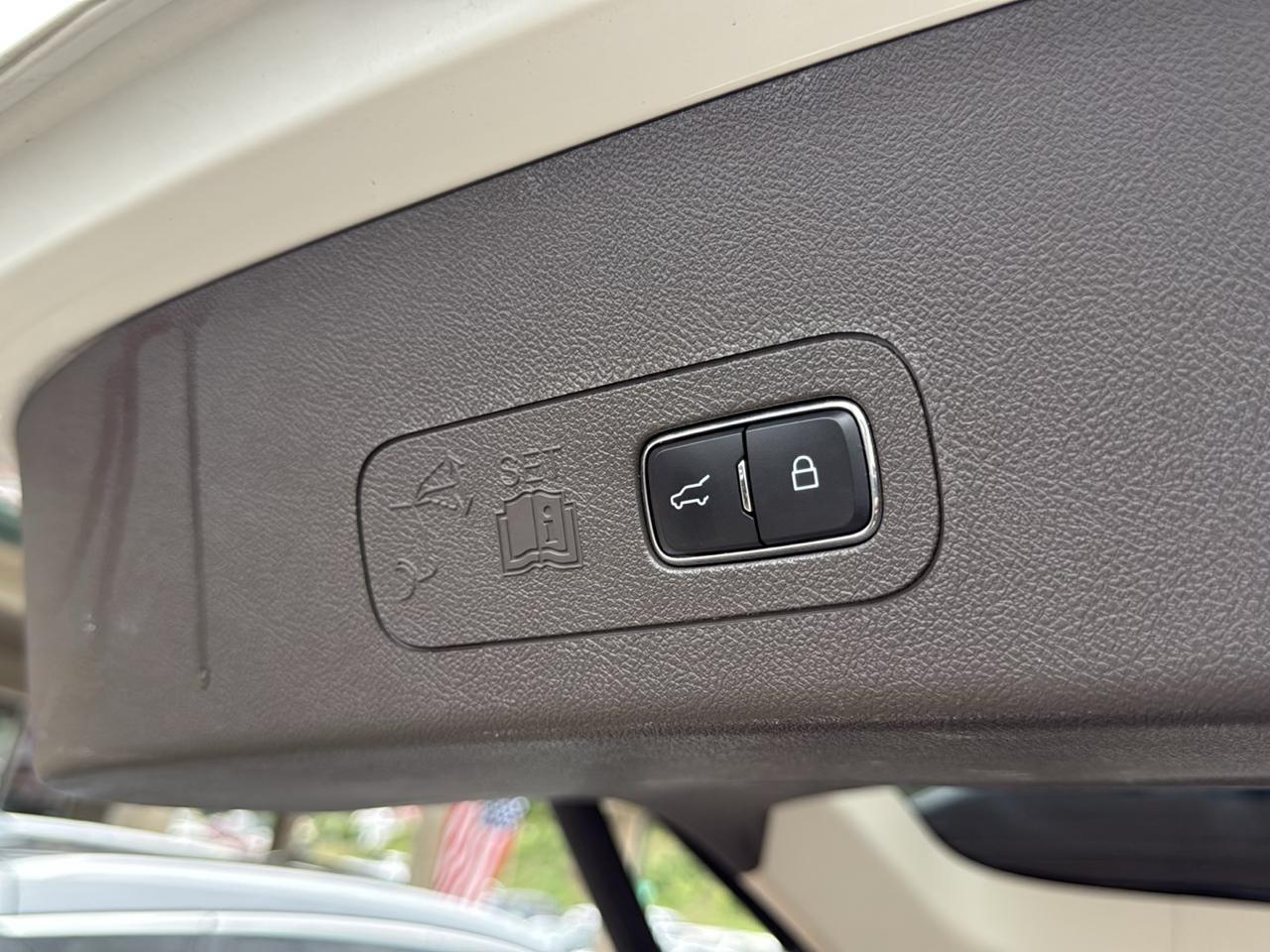 Lincoln Aviator Reserve AWD 2021
