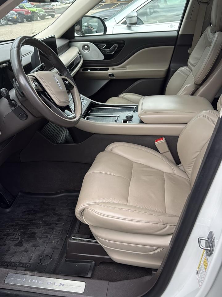 Lincoln Aviator Reserve AWD 2021