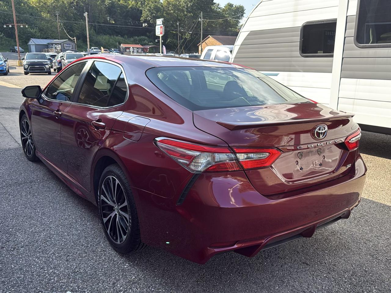 Toyota Camry XLE Auto (Natl) 2018