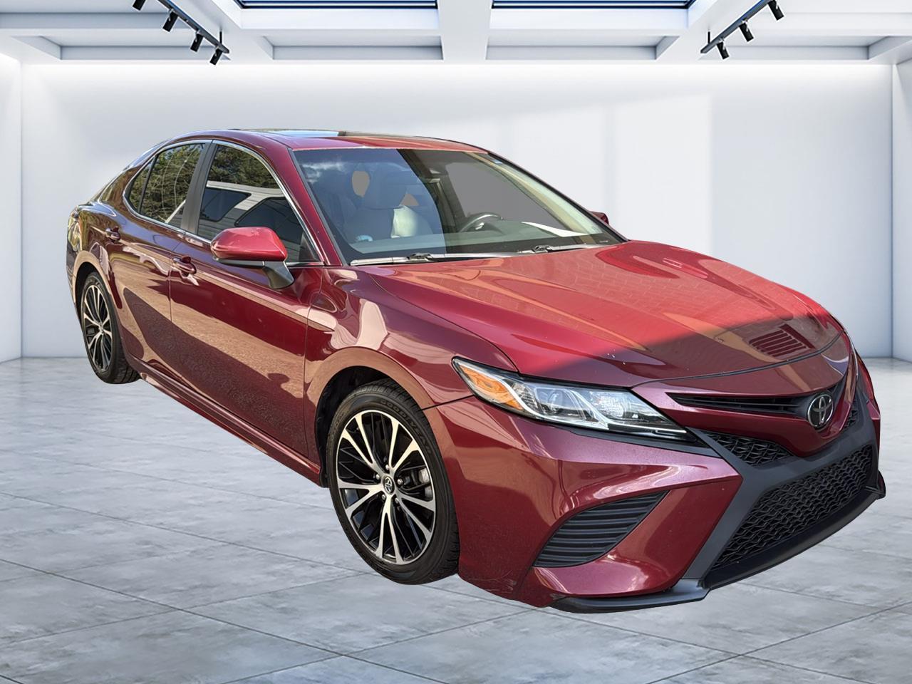 2018 Toyota Camry XLE Auto (Natl)