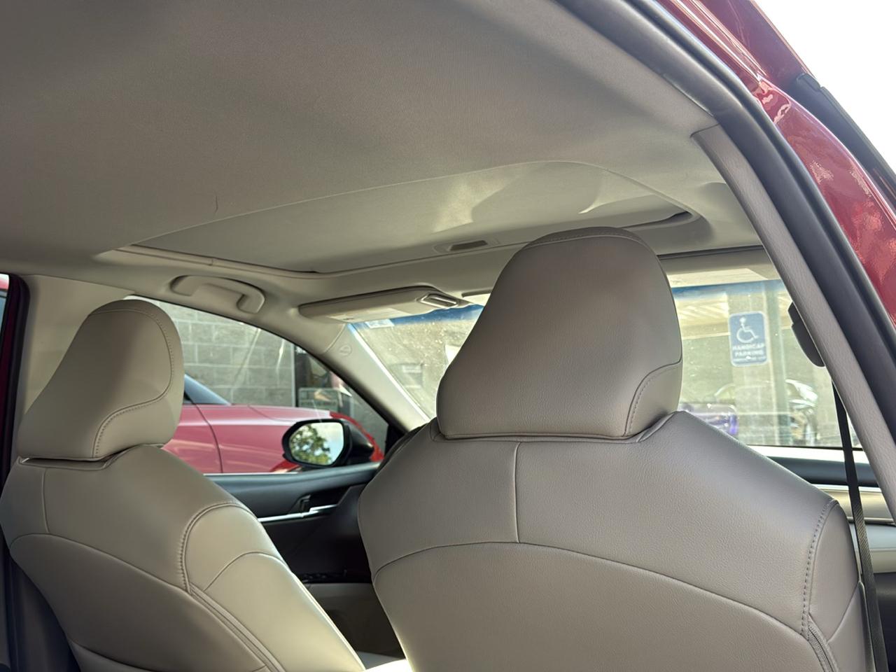 Toyota Camry XLE Auto (Natl) 2018