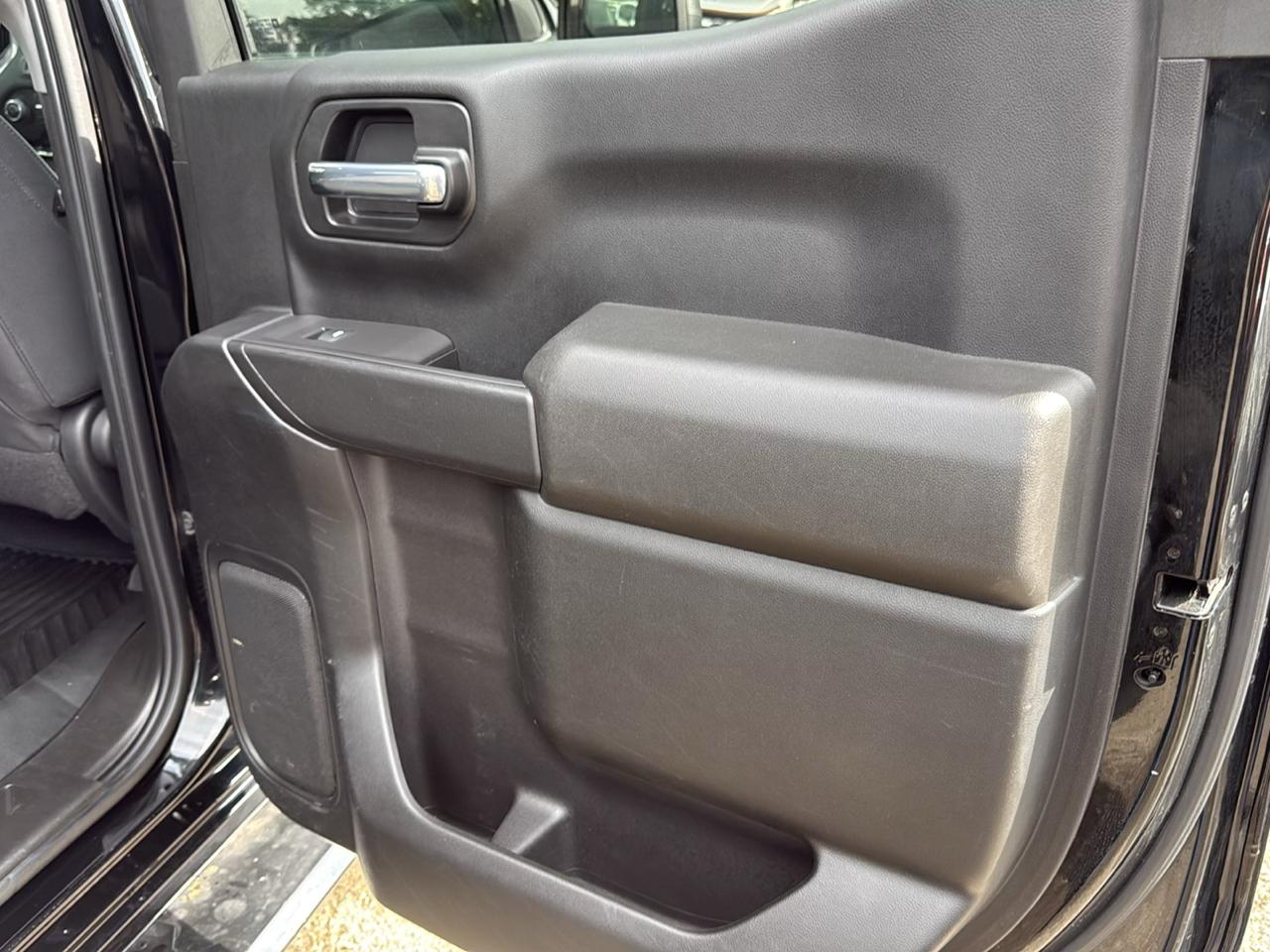 Chevrolet Silverado 1500 4WD Crew Cab 157" Custom Trail Boss 2021