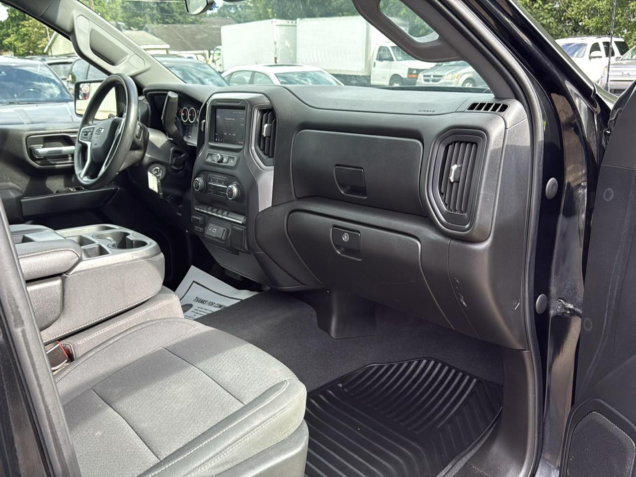 Chevrolet Silverado 1500 4WD Crew Cab 157" Custom Trail Boss 2021