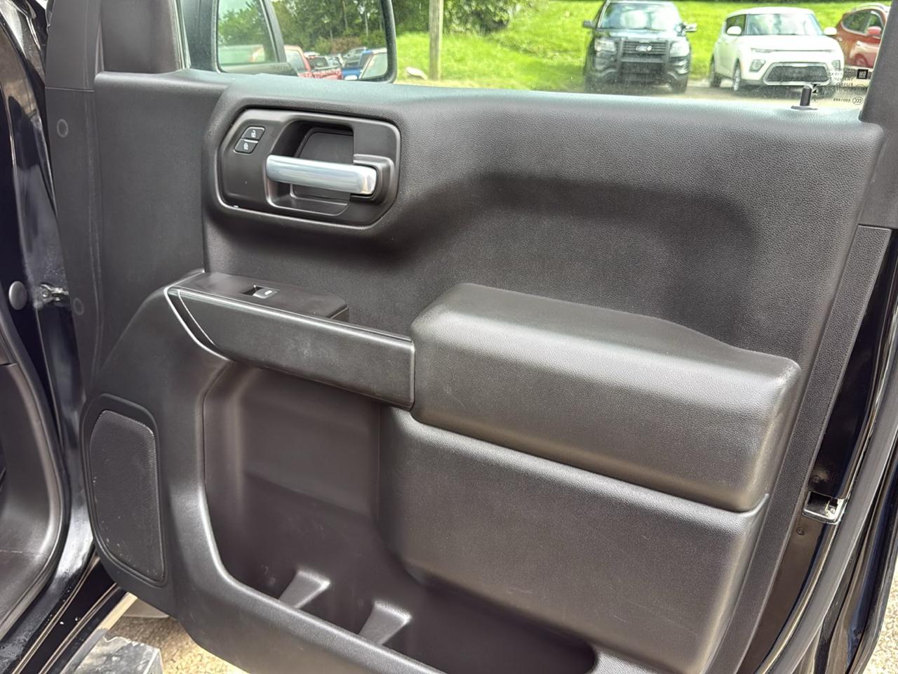 Chevrolet Silverado 1500 4WD Crew Cab 157" Custom Trail Boss 2021