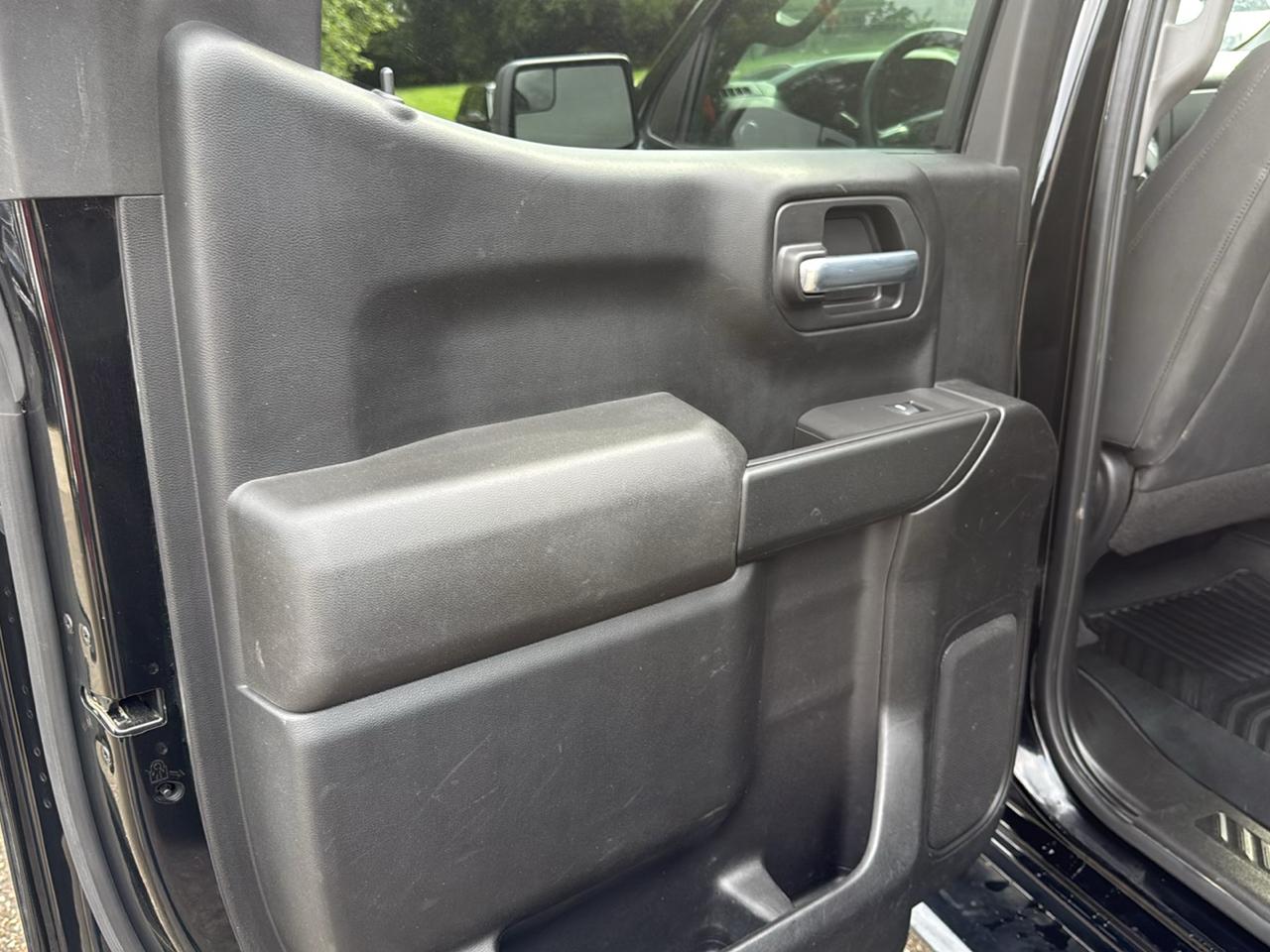 Chevrolet Silverado 1500 4WD Crew Cab 157" Custom Trail Boss 2021
