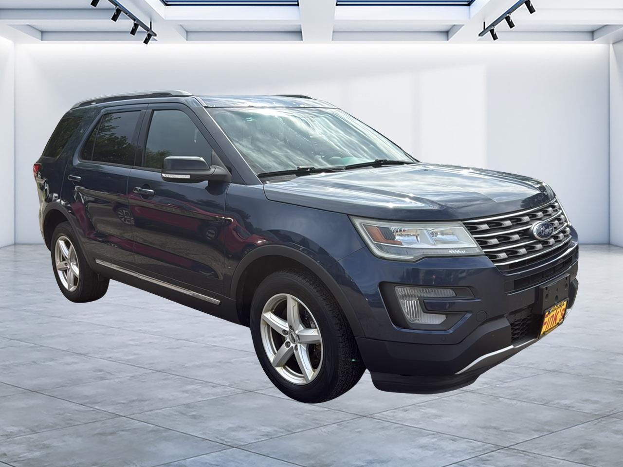 2016 Ford Explorer 4WD 4dr XLT