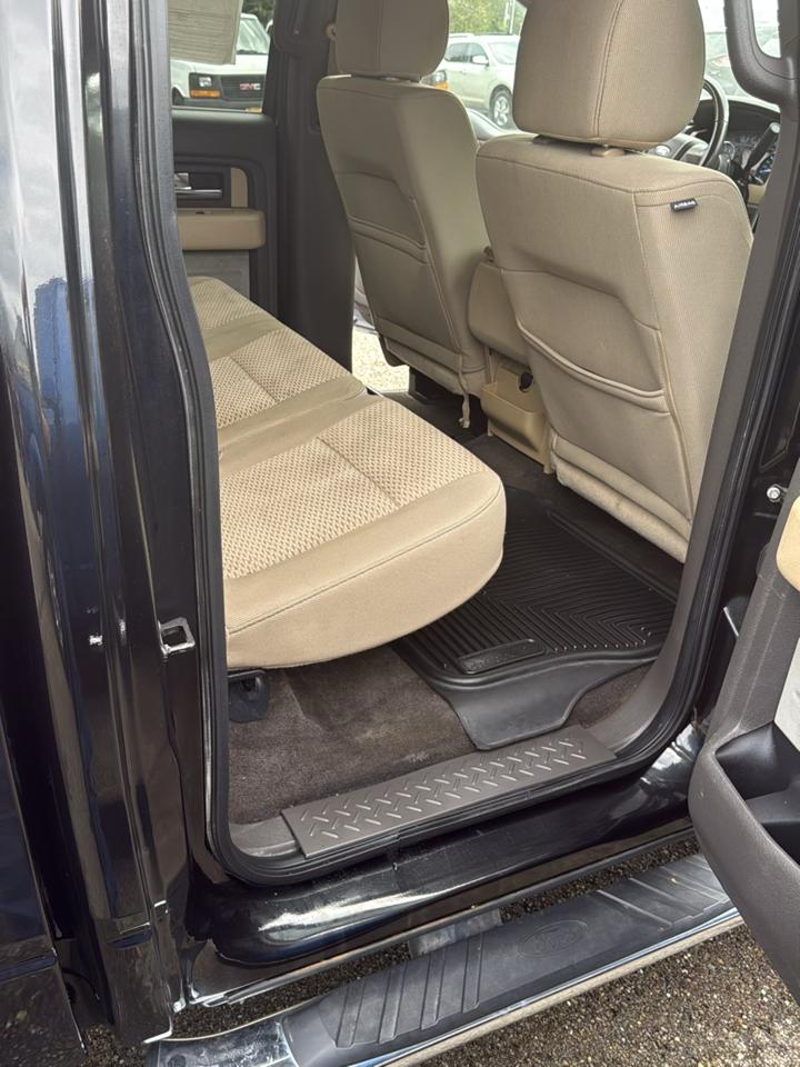 Ford F-150 4WD SuperCrew 145" Platinum 2012