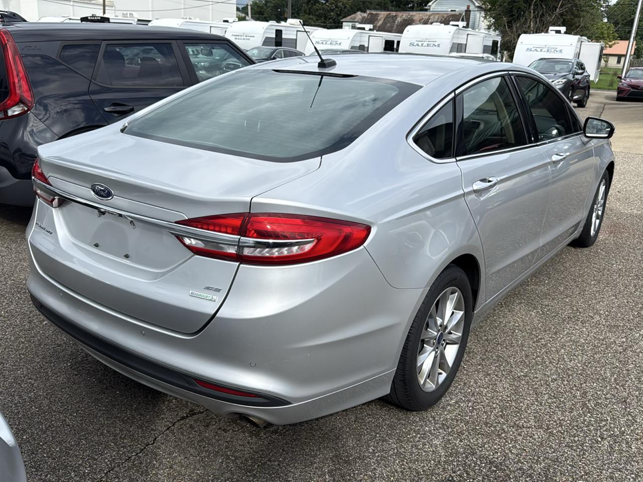 Ford Fusion SE FWD 2017