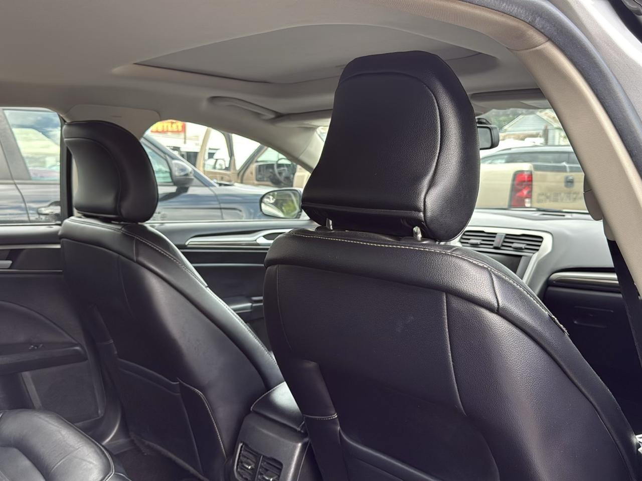 Ford Fusion SE FWD 2017