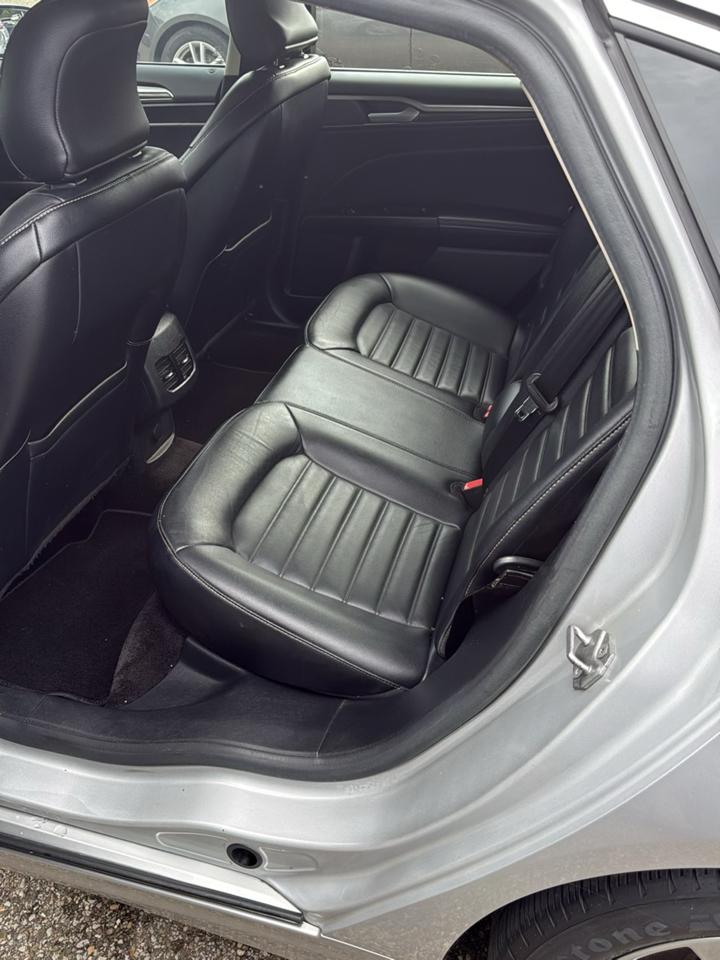 Ford Fusion SE FWD 2017