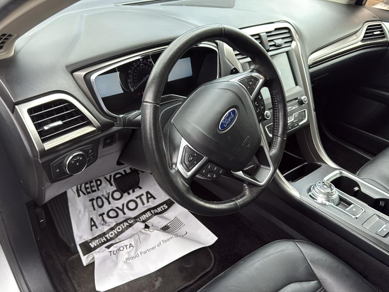 Ford Fusion SE FWD 2017