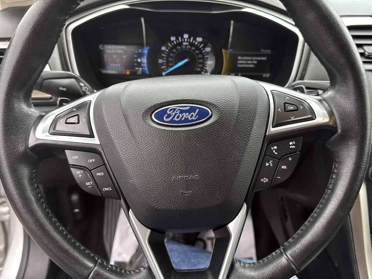 Ford Fusion SE FWD 2017
