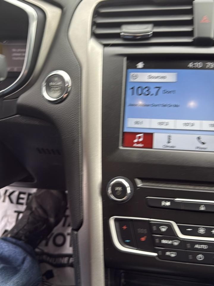 Ford Fusion SE FWD 2017