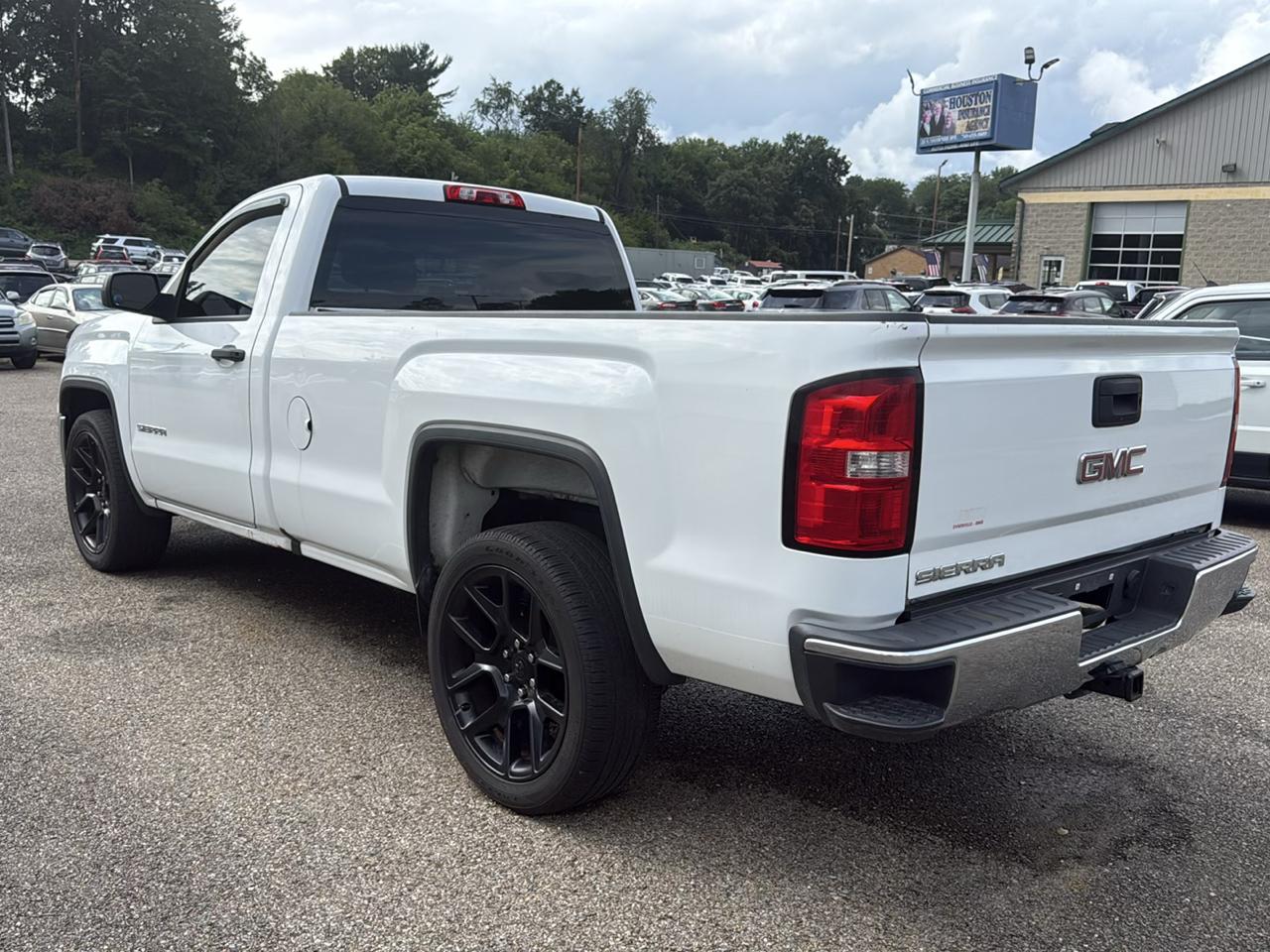 GMC Sierra 1500 2WD Reg Cab 133.0" 2017