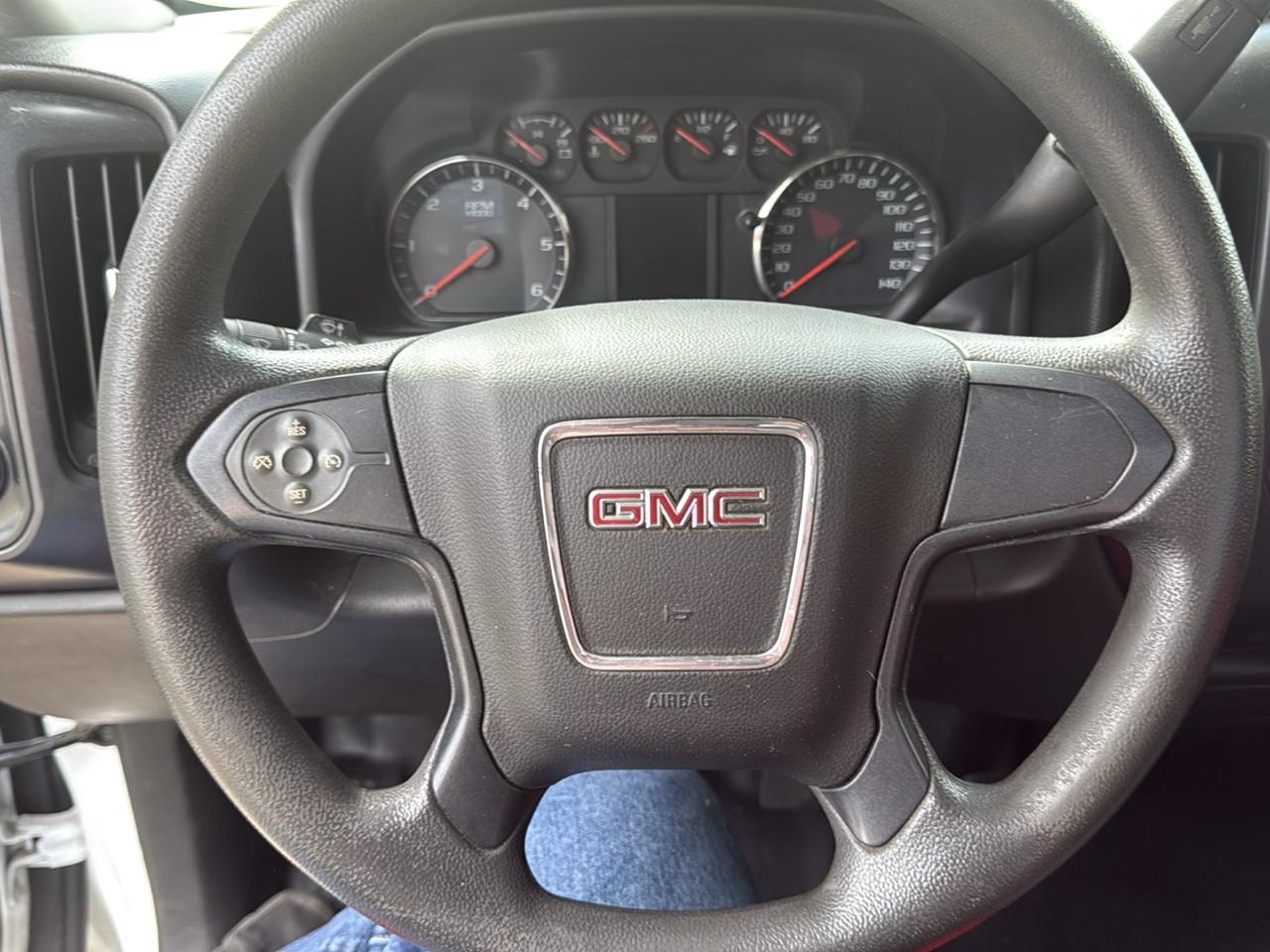 GMC Sierra 1500 2WD Reg Cab 133.0" 2017
