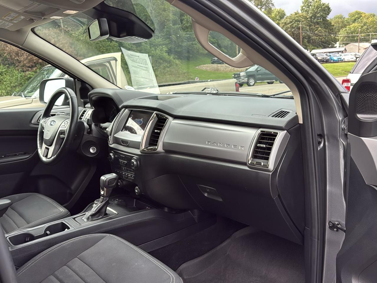 Ford Ranger LARIAT 4WD SuperCrew 5' Box 2023