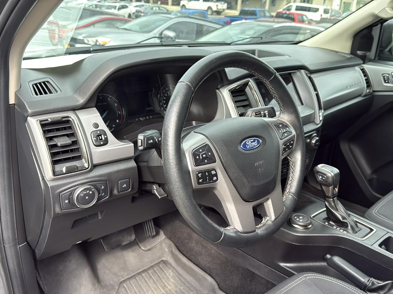 Ford Ranger LARIAT 4WD SuperCrew 5' Box 2023