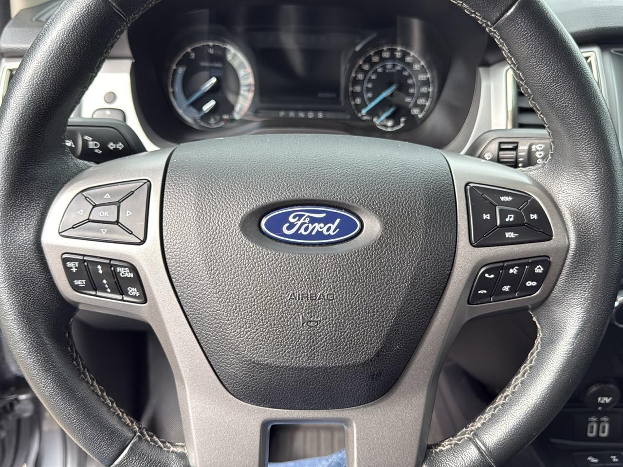 Ford Ranger LARIAT 4WD SuperCrew 5' Box 2023