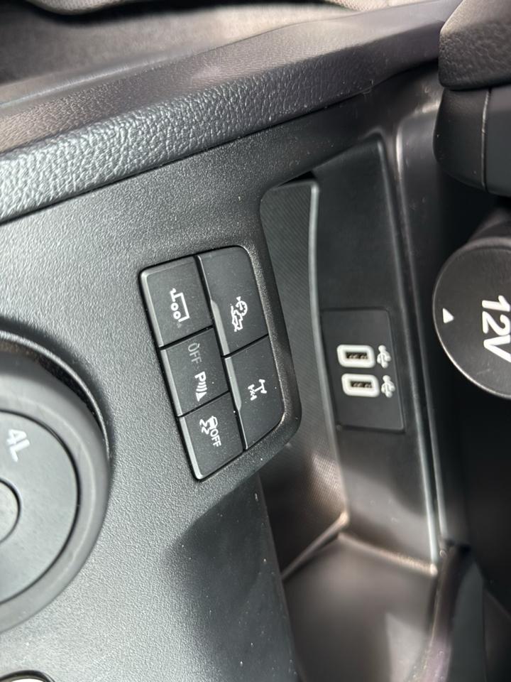 Ford Ranger LARIAT 4WD SuperCrew 5' Box 2023