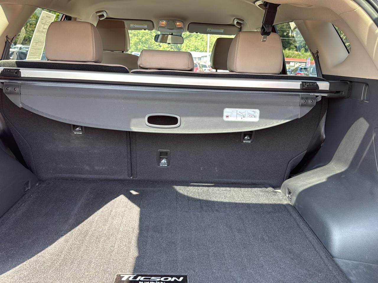 Hyundai Tucson AWD 4dr Sport w/Beige Int 2016