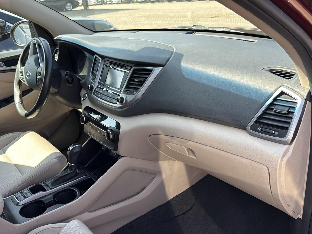 Hyundai Tucson AWD 4dr Sport w/Beige Int 2016