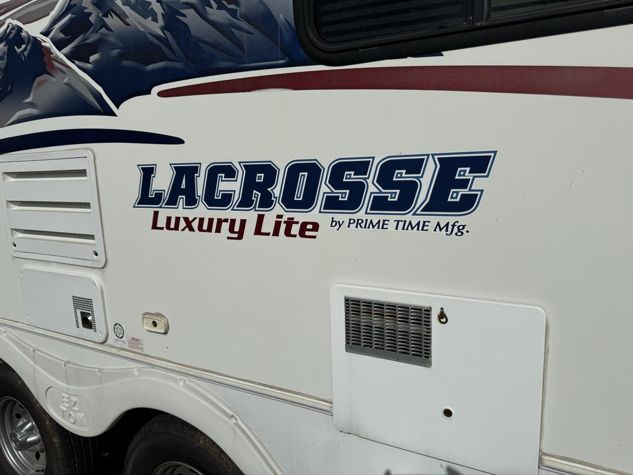 Forest River LaCrosse (PrimeTime)  2011