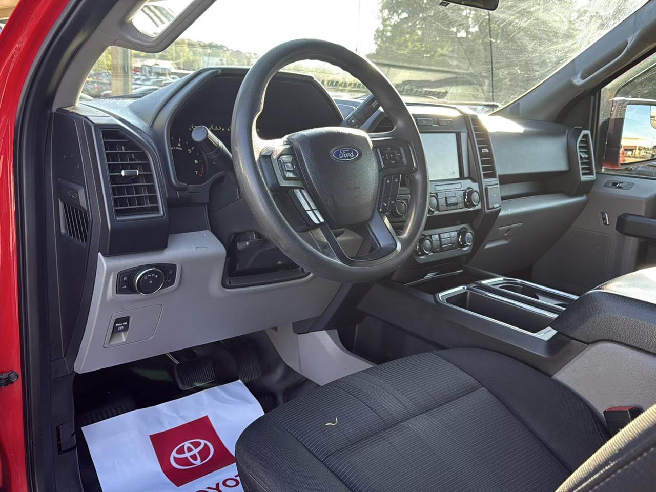 Ford F-150 STX 4WD SuperCab 6.5' Box 2019