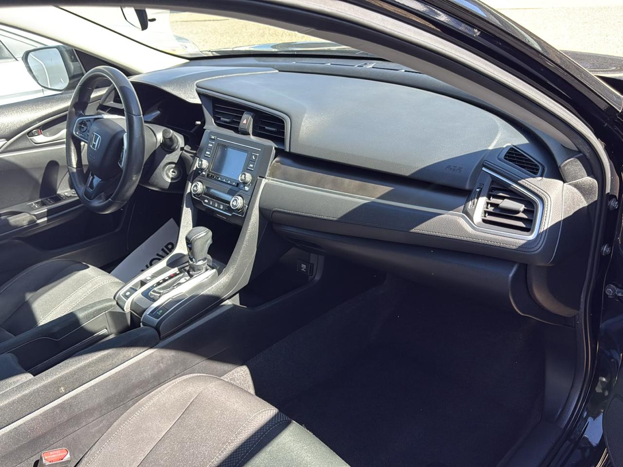 Honda Civic Sedan LX CVT 2021