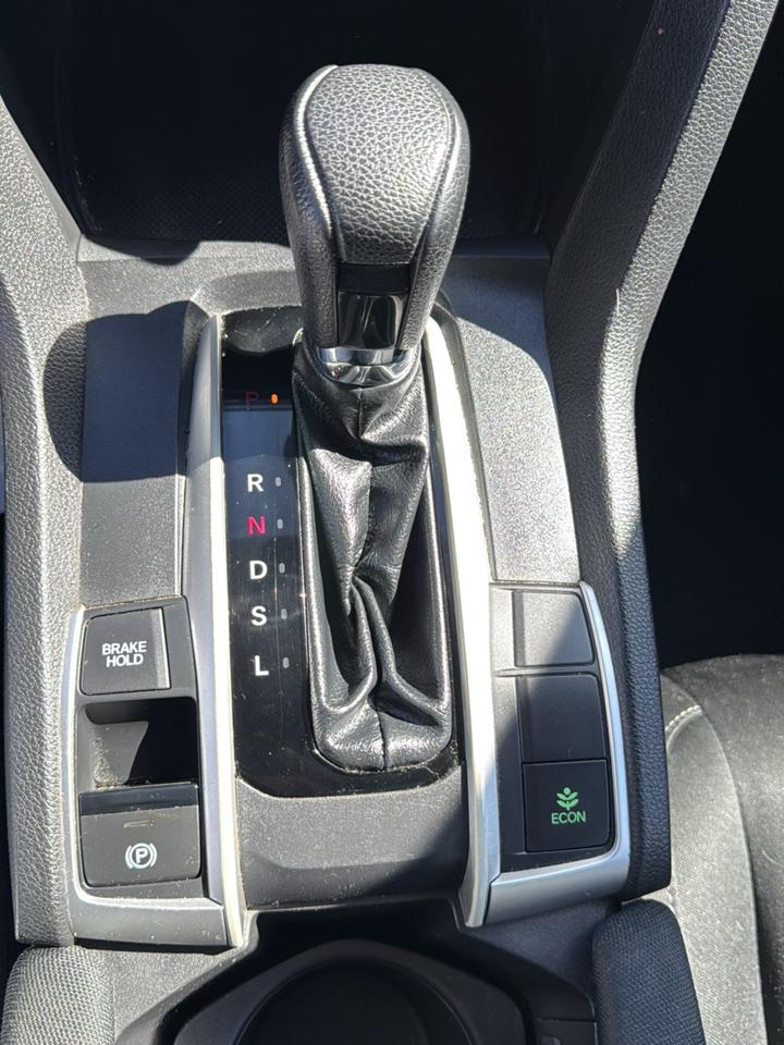 Honda Civic Sedan LX CVT 2021