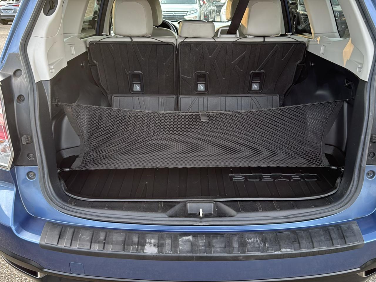 Subaru Forester 2.5i Limited CVT 2017