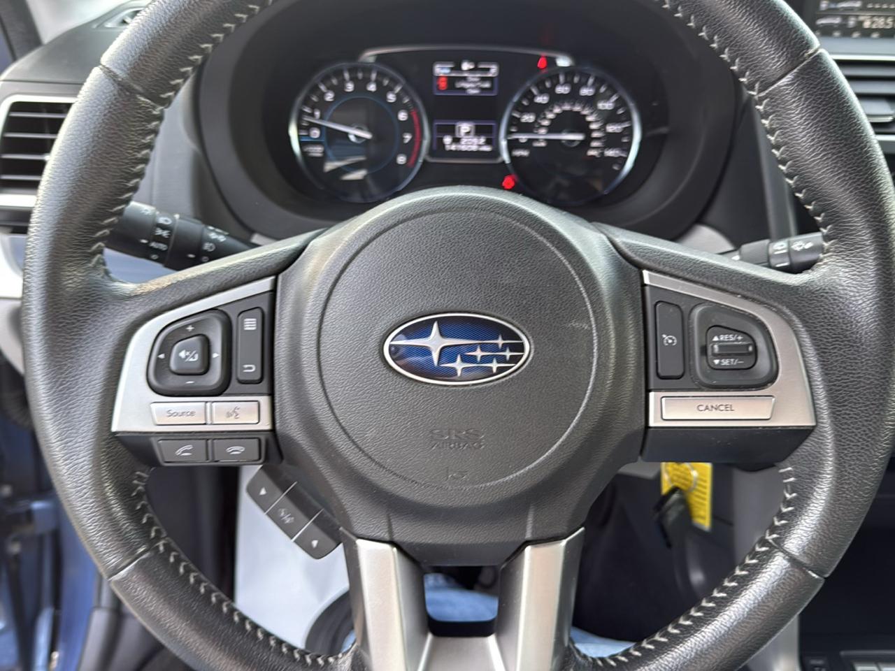 Subaru Forester 2.5i Limited CVT 2017