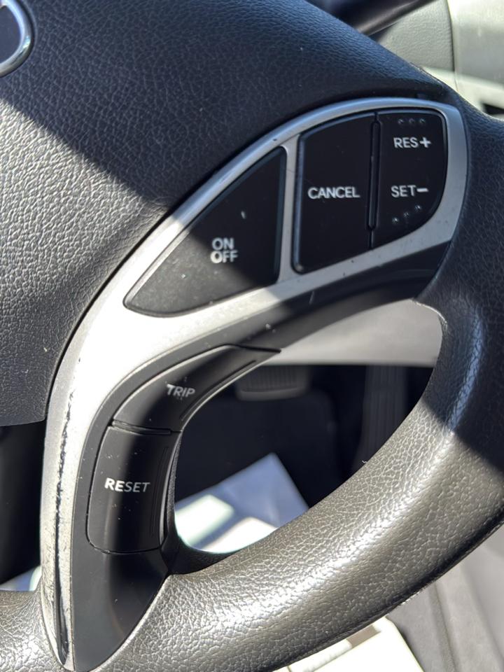 Hyundai Elantra 4dr Sdn Auto GLS (Alabama Plant) 2012