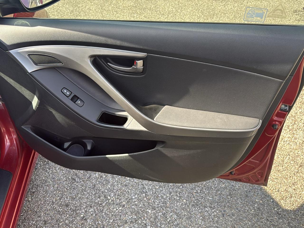 Hyundai Elantra 4dr Sdn Auto Limited (Ulsan Plant) 2012