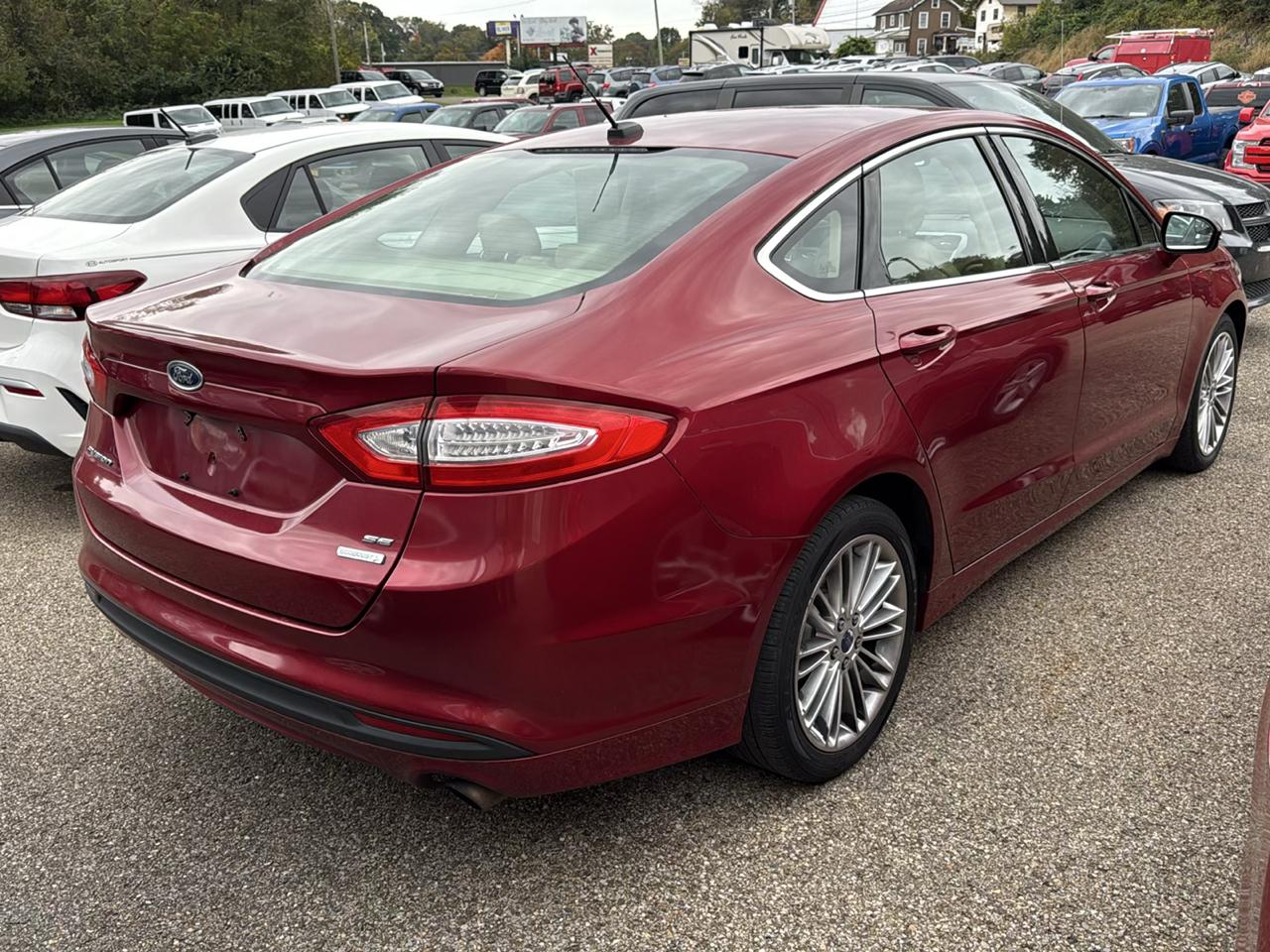 Ford Fusion 4dr Sdn SE FWD 2015